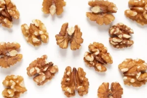 Read more about the article 아침에 먹으면 좋은 음식, 아침 호두 섭취로 뇌 기능 향상하기