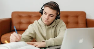 Read more about the article 집중력을 높이는 음악의 종류는 무엇일까?
