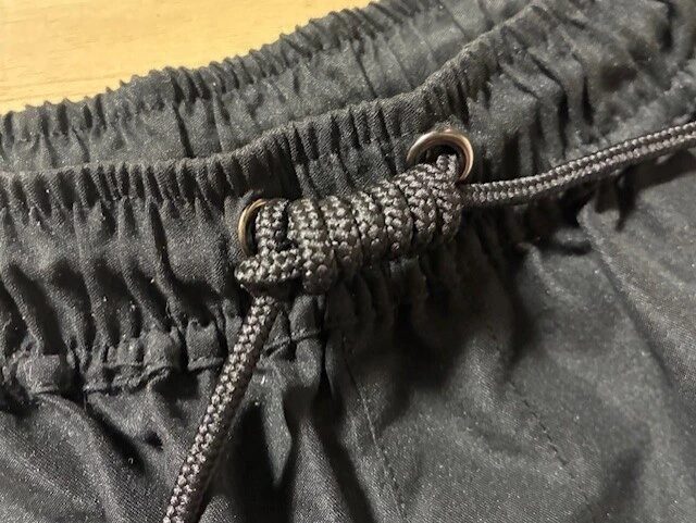 7) 양쪽으로 살짝 잡아당기면 완성