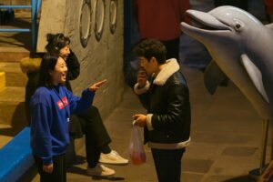 Read more about the article 금연 구역 흡연자의 최후, 벨루가의 ‘사이다’ 참교육