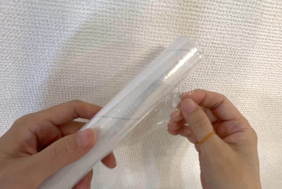 스르륵 하고 일어난다.