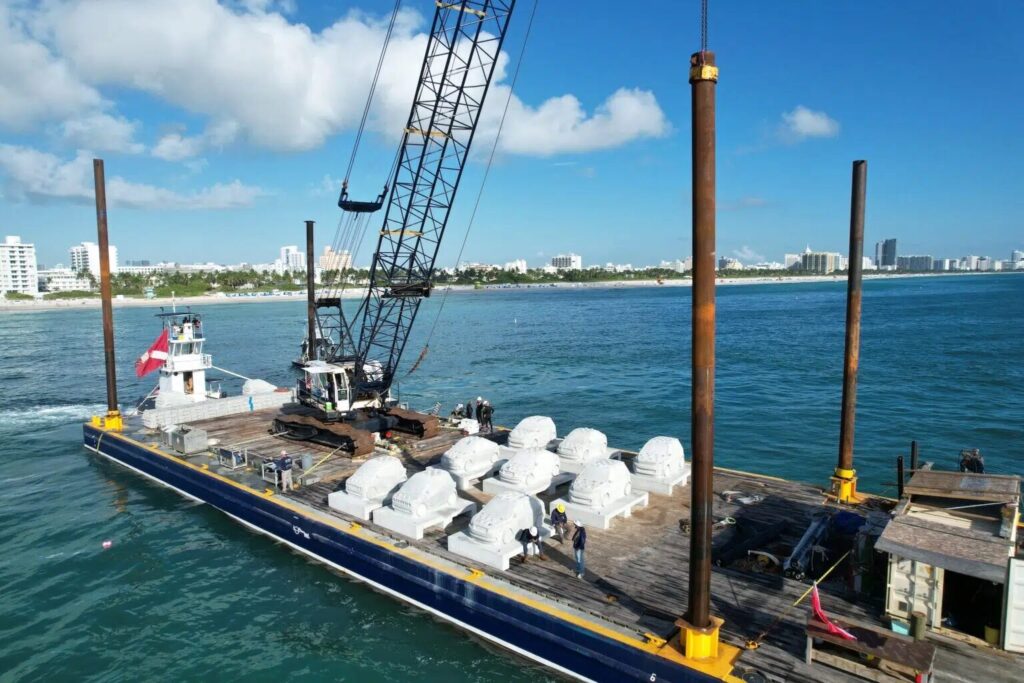 오염의 주범에서 재생의 그릇으로