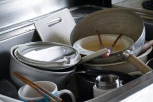 이따가 한꺼번에 주방 싱크대 정리해야지