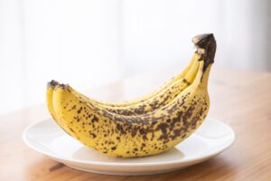 Read more about the article 바나나 빨리 익는 이유는 따로 있다 잘못된 바나나 보관법