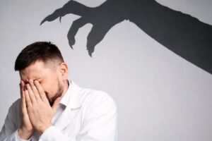 Read more about the article 사람이 공통적으로 식은땀을 흘리게 만드는 2가지