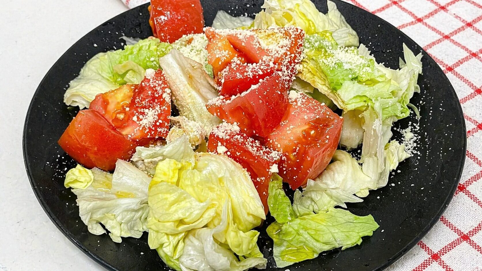 You are currently viewing 치즈 샐러드 만들기, 한 숟가락만 더하면 달라진다