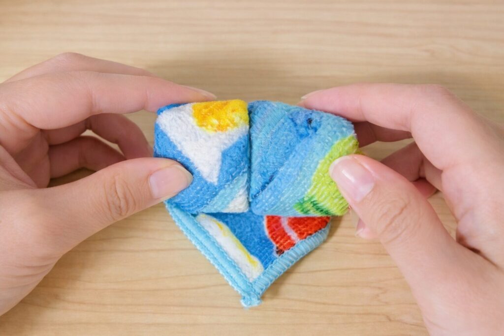 이어서 양옆 변을